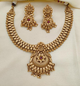 Antique Finish Neckset