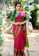 Load image into Gallery viewer, Pure silk saree in checks
