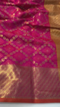 Load and play video in Gallery viewer, Soft Silk Cotton Saree
