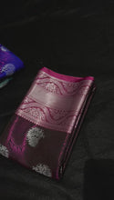 Load and play video in Gallery viewer, Banarasi Silk Cotton Saree

