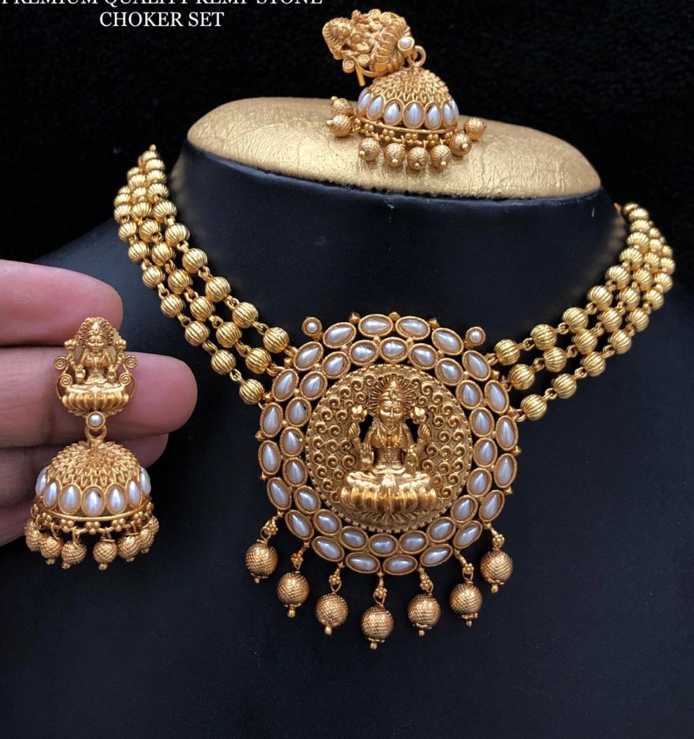 Kemp Stone Choker Neck Set