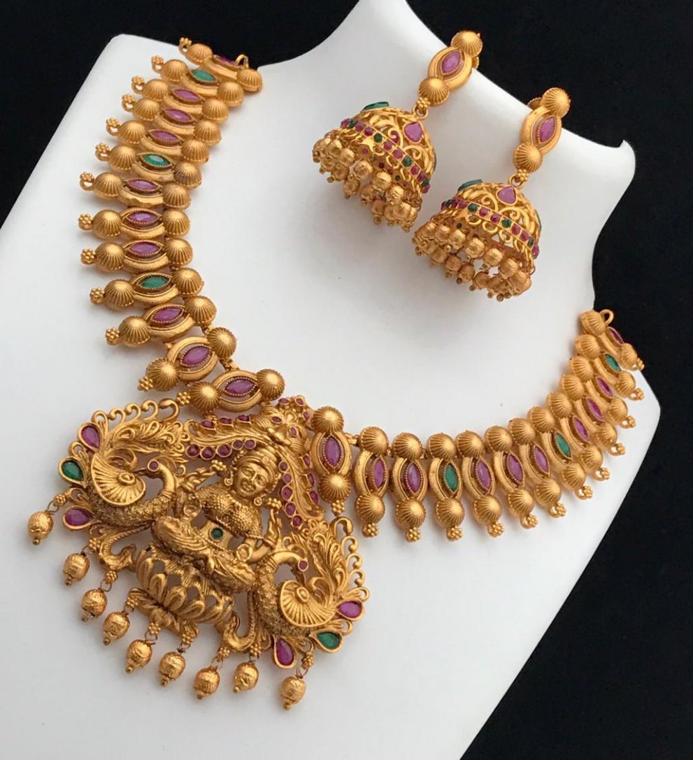 Neckset