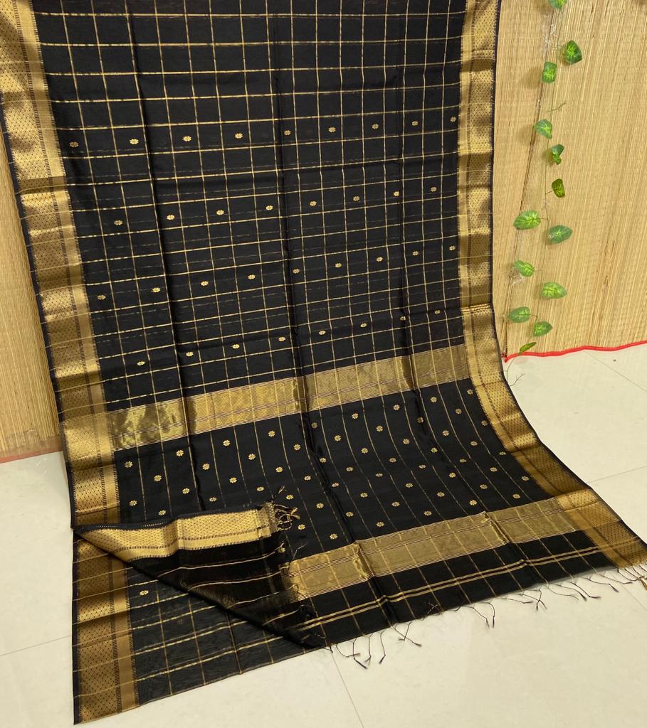 Handloom Zari checks Saree