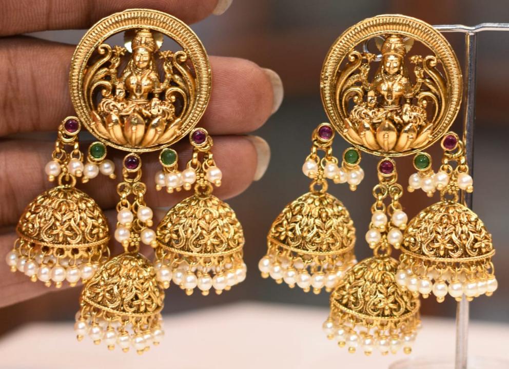 Jhumkas