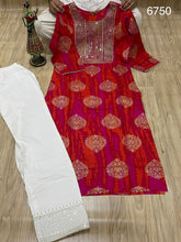 Load image into Gallery viewer, Rayon Straight cut kurti
